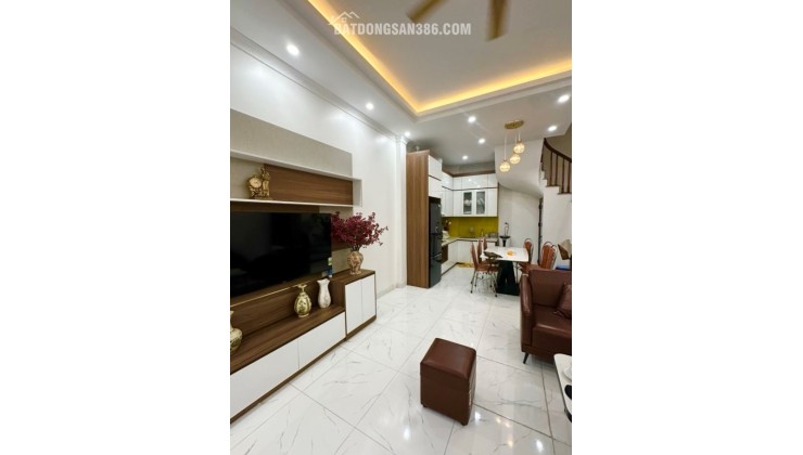 Bán nhà Bằng Liệt, Hoàng Mai, Ô tô, Kinh doanh, gần phố, 41m2, 11.2 tỷ(CTL)