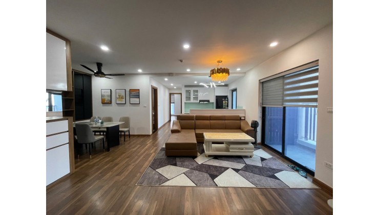 Hàng Hiếm R3: Căn Góc 3 Ngủ – Full Nội Thất – Trung Tâm Trường Điểm!