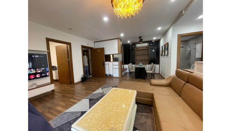 Hàng Hiếm R3: Căn Góc 3 Ngủ – Full Nội Thất – Trung Tâm Trường Điểm!