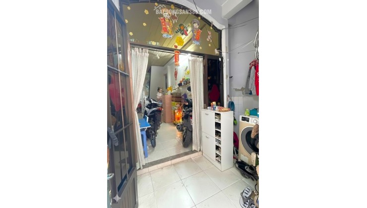  PHỐ ẨM THỰC NGUYỄN THƯỢNG HIỀN Q3, 27M2 (3X9), 2PN 2WC - 4.25 TỶ