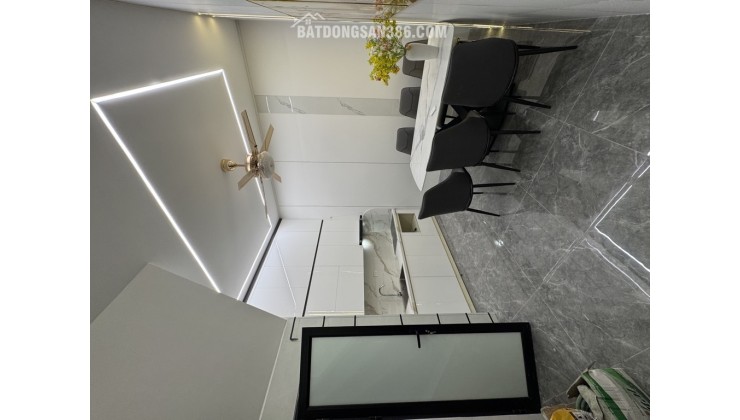 Bán nhà Hoàng Văn Thái, Thanh Xuân, Phân lô, Gara Ô tô, KD, 45m2, 14.9 tỷ(CTL)