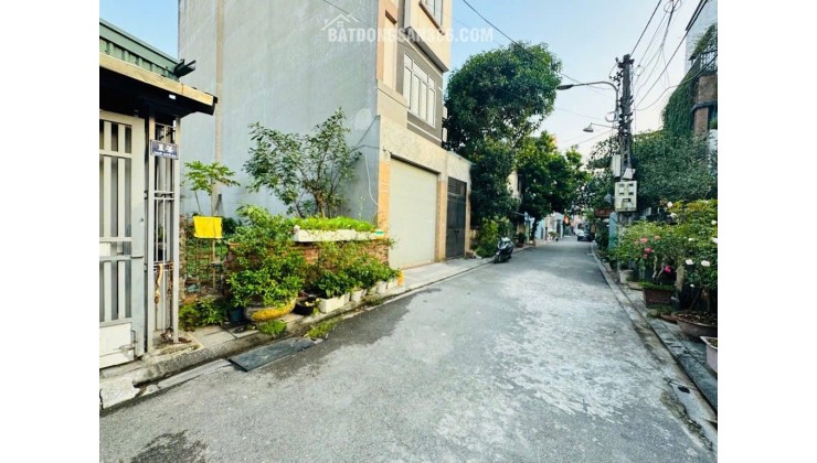 Bán đất Ngõ 4, tổ 19 Thị Trấn Đông Anh - Đông Anh - Hà Nội- ô tô đỗ cửa