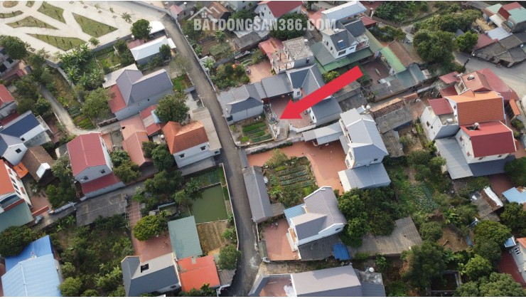 MỞ BÁN 90M2 LÔ 2 MẶT ĐƯỜNG, ĐỒNG CHẦM , TIÊN DƯỢC- THÔNG Ô TÔ TRÁNH- CẠNH SÂN BÓNG - KHU VUI CHƠI