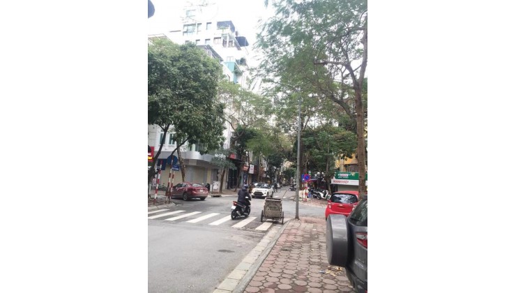 Phân Lô Trung yên, lô góc kinh doanh, ô tô dừng đỗm 51m, 17.9 tỷ