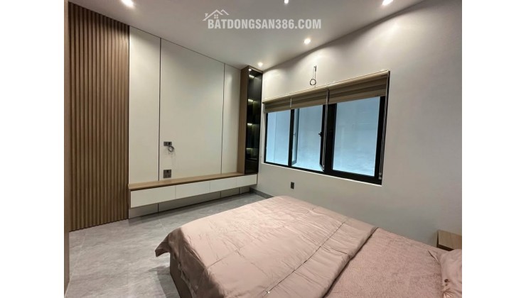 CCMN Triều Khúc, 55m, 10.2 Tỷ, 6 tầng thang máy, 11 phòng, lô góc xe con,