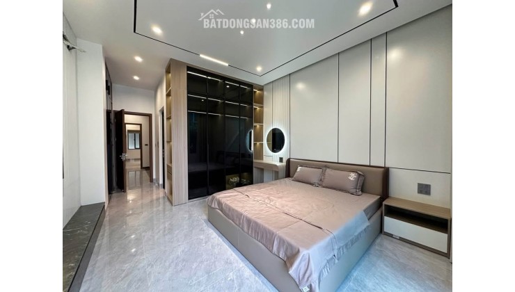 CCMN Triều Khúc, 55m, 10.2 Tỷ, 6 tầng thang máy, 11 phòng, lô góc xe con,