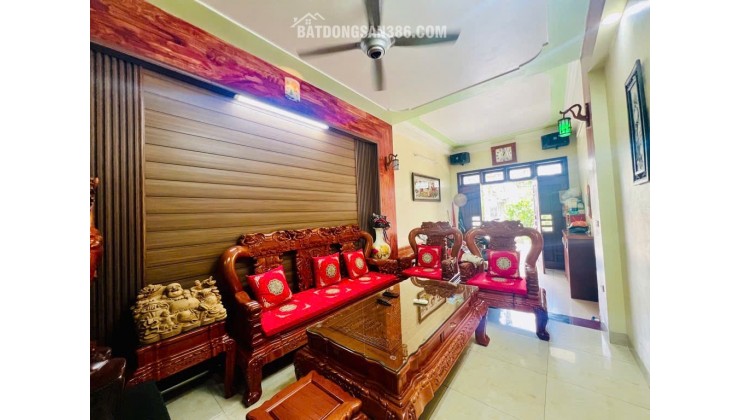 PHÂN LÔ Ô TÔ TRÁNH – VỈA HÈ – NHÀ 4 TẦNG DÂN XÂY CHẮC CHẮN
TRUNG TÂM ĐÔNG ANH – CHỈ VIỆC XÁCH VALI VỀ Ở – GIÁ NHỈNH 7 TỶ