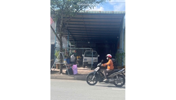 Bán Nhà Mặt Phố Tỉnh Lộ 852 An Hòa, Sa Đéc. Ngang 5m, DT 263m2. Sổ Hồng 1 Lầu 4PN. Giá 4.6 Tỷ.