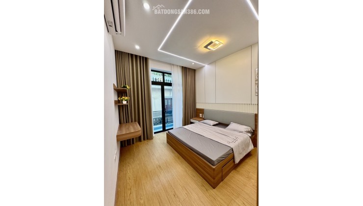 Bán nhà Hoàng Văn Thái, Thanh Xuân, Phân lô, Gara Ô tô, KD, 45m2, 14.9 tỷ(CTL)