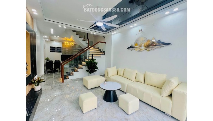 Nhà đẹp mới tinh Khúc Thừa Dụ - Vĩnh Niệm, 43m 4 tầng, giá 3.69 tỉ