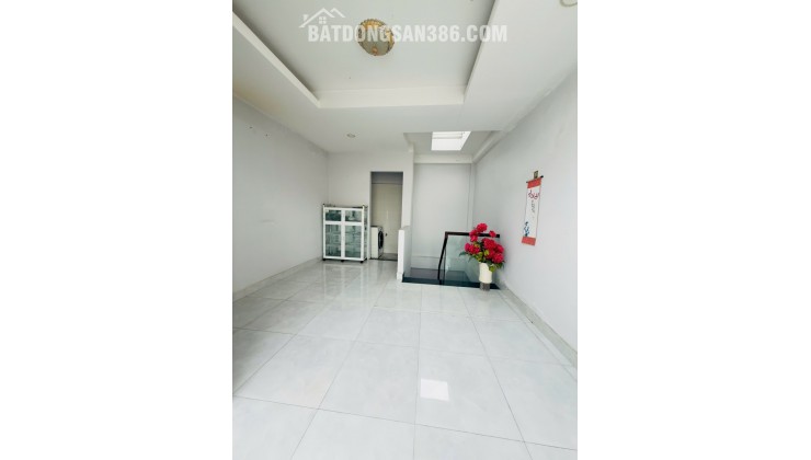  TINH HOA TRẦN VĂN QUANG - HXH  – 4 TẦNG BTCT – 40m² – Chỉ 5.8 Tỷ
