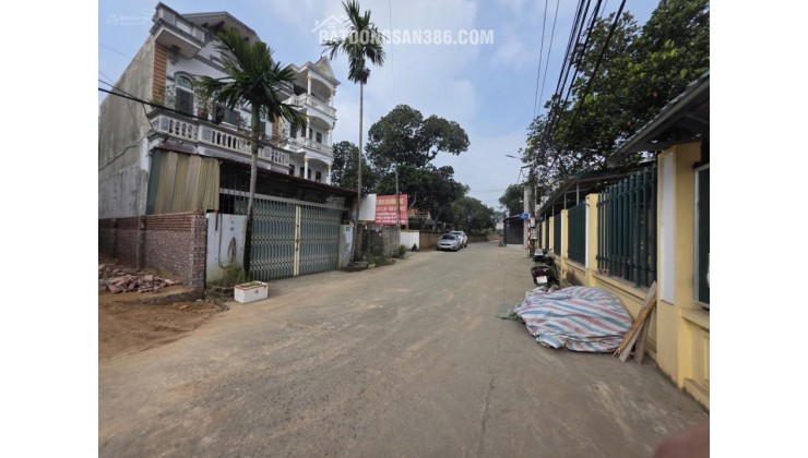 Chính chủ bán gấp 100m2 giá 1,8 tỷ phun thổ cư tại trường Sỹ Quan Lục Quân