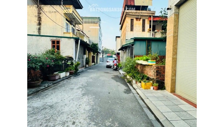 Bán đất Ngõ 4, tổ 19 Thị Trấn Đông Anh - Đông Anh - Hà Nội- ô tô đỗ cửa