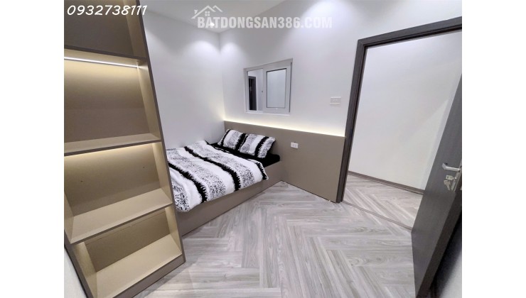 Bán căn hộ nhà tập thể đường Nguyễn Khoái, Hai Bà Trưng, cực đẹp, giá tốt nhất thị trường