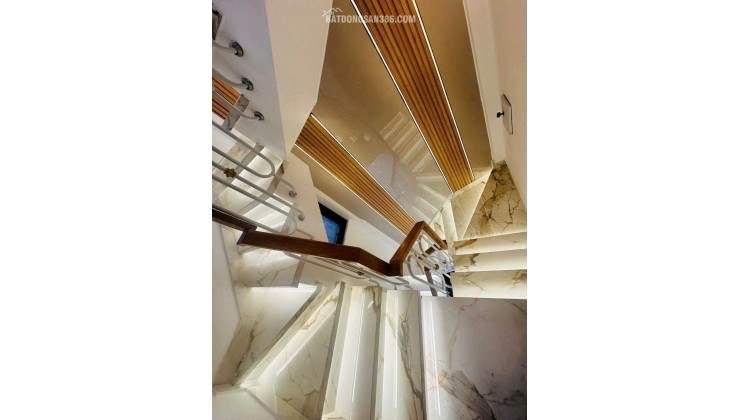 CẦN bán nhà mặt tiền Hoà Hưng phường 13 Q10 chỉ 6,5 tỷ