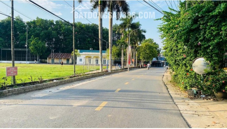 Bán gấp lô đất 106m² full thổ cư Mặt tiền rộng, nở hậu Gần sân bóng Đồng Trạng