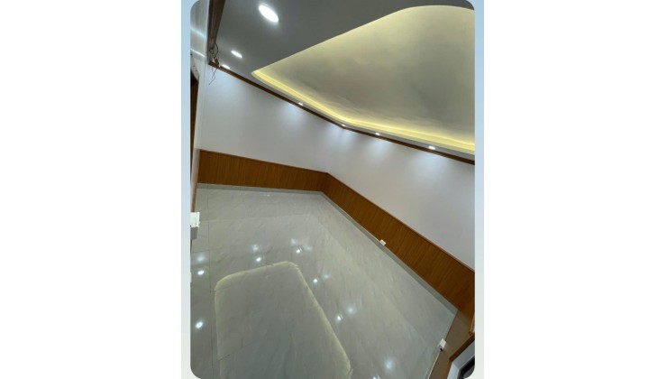 PHỐ HOÀNG ĐẠO THÀNH - 56M2 - 7 TỶ NHỎ - SIÊU TIỆN ÍCH