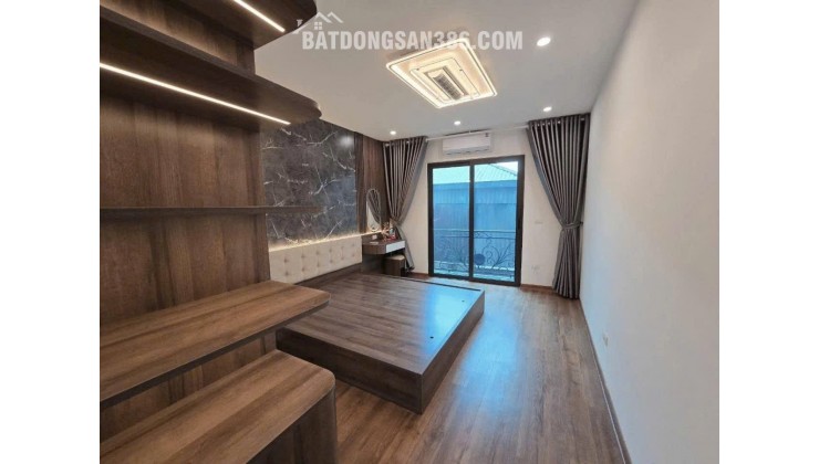 Bán nhà Thạch Bàn, gần AEON, 53m2, không gian sống yên bình, 5.95 tỷ