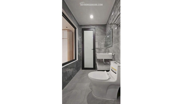 Bán nhà Thạch Bàn, gần AEON, 53m2, không gian sống yên bình, 5.95 tỷ