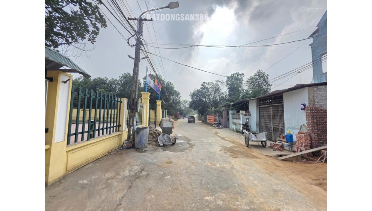 Chính chủ bán gấp 100m2 giá 1,8 tỷ phun thổ cư tại trường Sỹ Quan Lục Quân