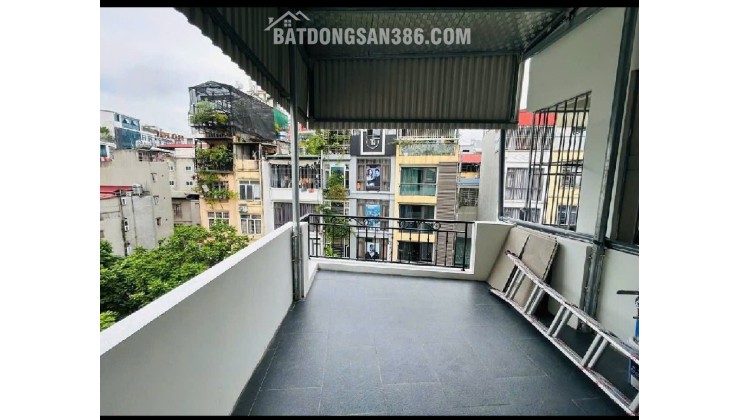 BÁN NHÀ HOÀNG HOA THÁM , KHU VỰC LÕI TRUNG TÂM CỦA THÀNH PHỐ.