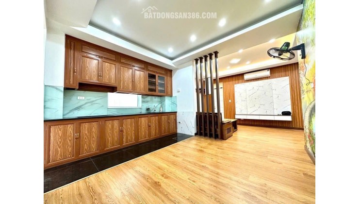 84m² CHỈ 6,5 TỶ – CẦU GIẤY ĐANG CÓ CĂN NÀY À?!