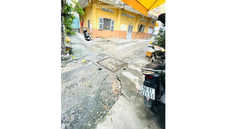 CẦN bán nhà sát mặt tiền Quận 10 Nguyễn Kim chỉ 6,3 tỷ