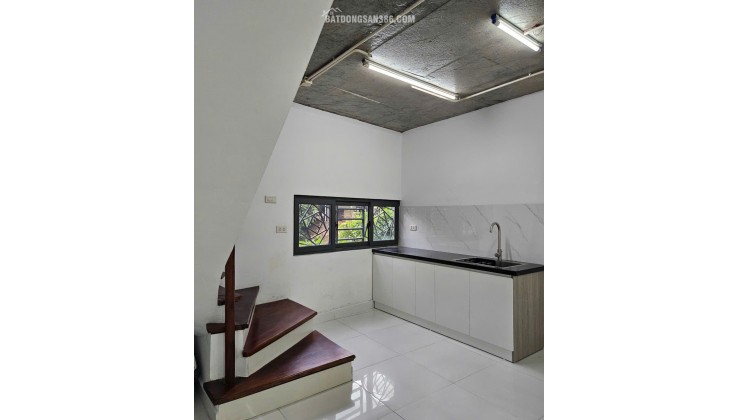 Cho thuê nhà 3,5 tầng Hậu Ái, Vân Canh, giá 8 triệu/ tháng, điện nước giá dân