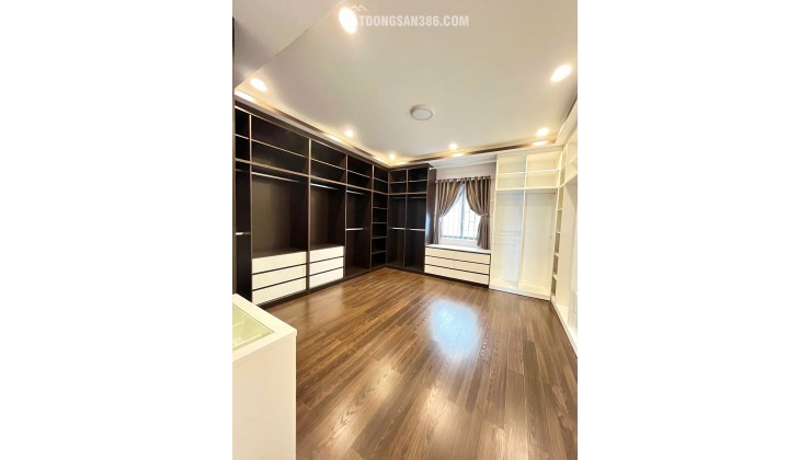 Nhà 3 Tầng Mới Hiện Đại Có Thang Máy Tiện Nghi Trong Khu Đô Thị Văn Minh Ở Nha Trang.