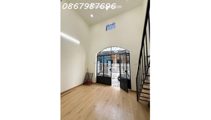 Bán nhà hẻm Phước Long, Nam Nha Trang, giá chỉ 2,35 tỷ, tiềm năng phát triển cao, LH ngay