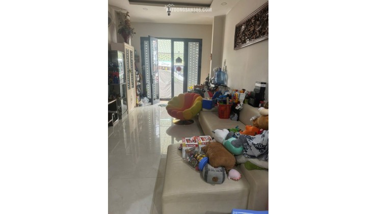 Nhà 4 Tàng Ngay Trung Tâm Phố Tây Nha Trang Vừa Ở Vừa Kinh Doanh Tốt