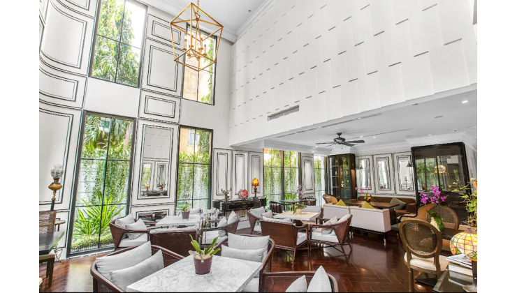 TỔ HỢP KHÁCH SẠN 75 PHÒNG TẤT CẢ ĐỀU CÓ CỬA SỔ TRỜI- NGAY HỒ CON RÙA- 1,5 TỶ/TH