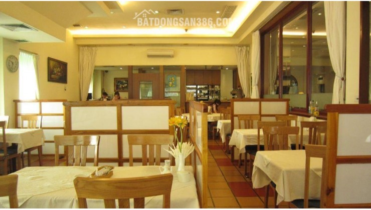 BÁN TOÀ NHÀ 21 CHDV KẾT HỢP VP- RỘNG 1,300 M2- NGANG 15M- NGAY CHỢ TÂN ĐỊNH, Q1- 199 TỶ