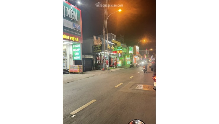 Bán nhà mặt tiền 7,5x28m giá 18,5 tỷ TL, Mặt tiền Nguyễn Ảnh Thủ, Quận 12