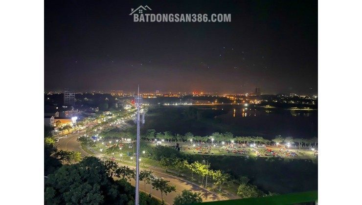 chính chủ cần bán đất mặt phố  kinh doanh sầm uất ! Tại Hoà Lạc