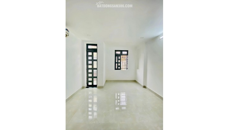 GÓC 2 HẺM NGUYỄN VĂN CỪ – NHÀ 3 TẦNG CHỈ 6.3 TỶ. LH: 0779351867 – 0764071867.