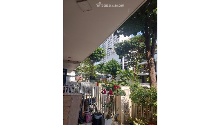 Khu nhà Bella, cạnh Citihone đường 35 Cát Lái, Q2  nhỉnh 10ty
Nhà đẹp không tỳ vết nội thất sịn,mua ngay đón tết Diện tích 84m  ngang  5.2m x dài 16m