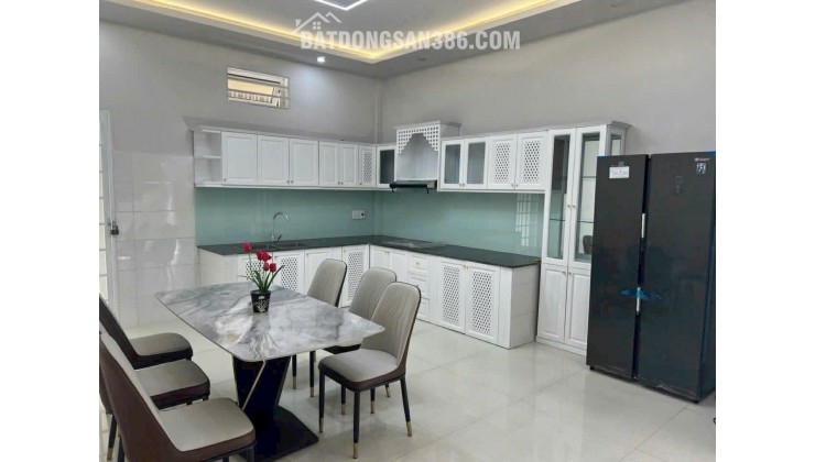 CẦN BÁN NHÀ 3 TẦNG HUỲNH NGỌC ĐỦ, NHÀ MỚI XÂY RẤT ĐẸP