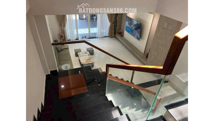 CẦN BÁN NHÀ 3 TẦNG HUỲNH NGỌC ĐỦ, NHÀ MỚI XÂY RẤT ĐẸP