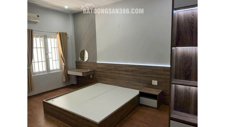 CẦN BÁN NHÀ 3 TẦNG HUỲNH NGỌC ĐỦ, NHÀ MỚI XÂY RẤT ĐẸP