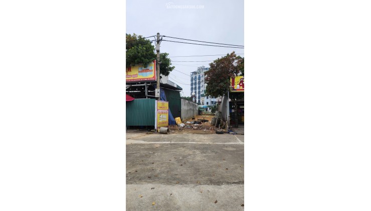 chính chủ cần bán đất mặt phố  kinh doanh sầm uất ! Tại Hoà Lạc