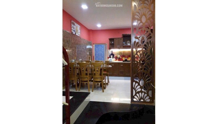 BÁN NHÀ 2 TẦNG MẶT TIỀN TRẦN XUÂN LÊ