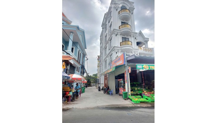 Nhà mặt tiền kinh doanh sầm uất đường số 7,Trung Tâm Long Trường Nhà 3 tầng thiết kế hiện đại