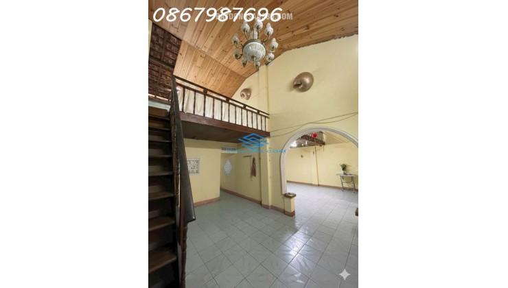 CẦN BÁN NHÀ MẶT TIỀN NGANG 8.5m – VUÔNG VỨC – TRUNG TÂM BÀN CỜ NHA TRANG