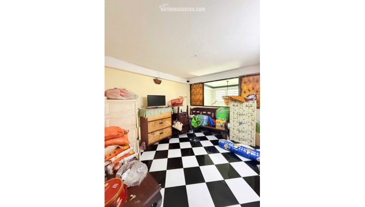 Ngộp NH - Hẻm 6M - Nguyễn Đình Chiểu - Quận 3 - 5 tầng BTCT - 5PN - Giá