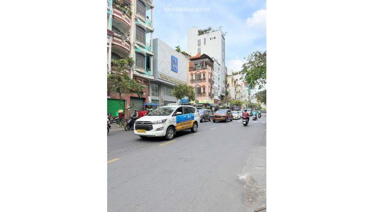 Ngộp NH - Hẻm 6M - Nguyễn Đình Chiểu - Quận 3 - 5 tầng BTCT - 5PN - Giá