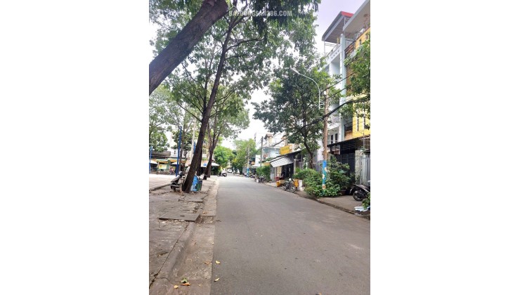 Nhà mặt tiền kinh doanh sầm uất đường số 7,Trung Tâm Long Trường Nhà 3 tầng thiết kế hiện đại