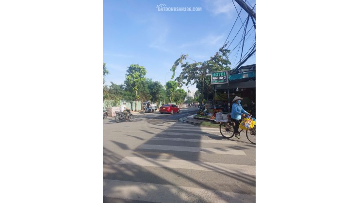 Còn 1 căn duy nhất Nhà 3 tầng mới đón tết Gần Lê Văn Thịnh,Cát Lái thích họp gia đình lớn ở,hoặc cho thuê phòng