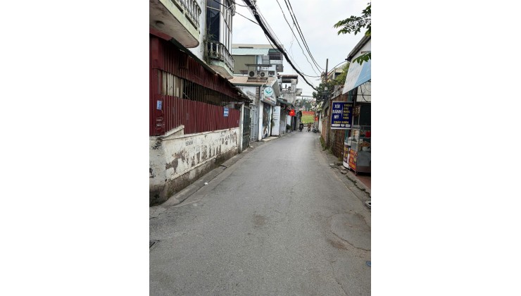 NHÀ CHÍNH CHỦ- GIÁ TỐT chính chủ cần bán nhanh nhà ngay trung tâm phường Ngọc Thụy, HN