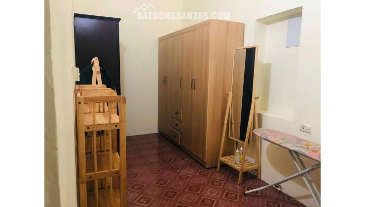 CHO THUÊ NHÀ 3 TẦNG - VỊ TRÍ ĐẸP  - TIỀM NĂNG TẠI CẦU GIẤY